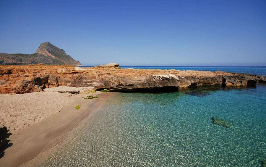 castelluzzo-spiaggia